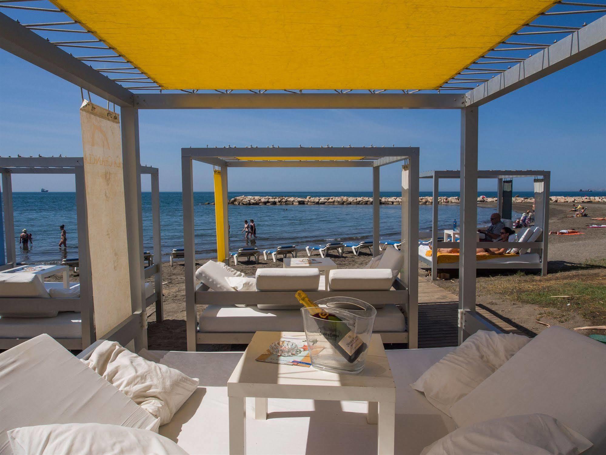 Hotel La Chancla Малага Екстериор снимка